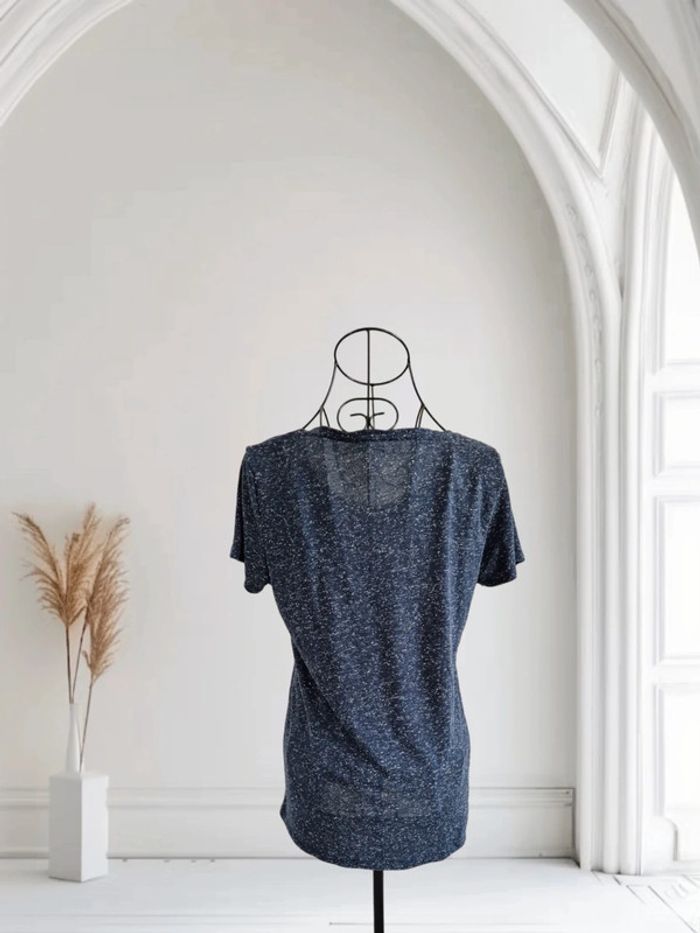 Tee-shirt 🌸 - photo numéro 2