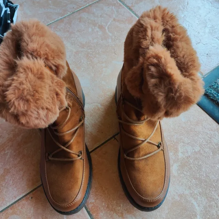 Bottines fourrure taille 38 - photo numéro 2