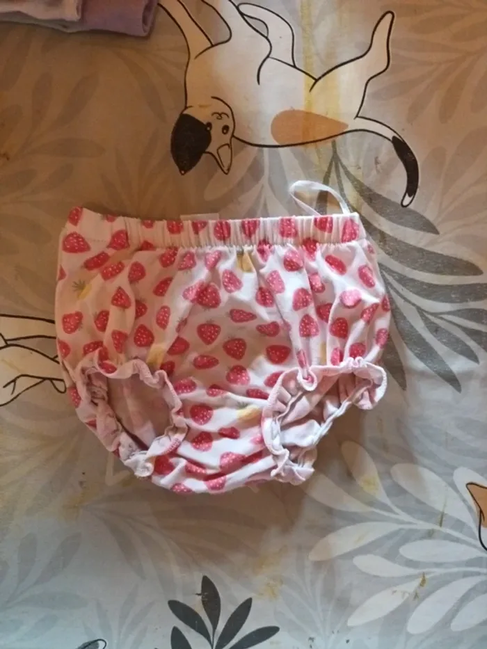 Culotte frou frou taille 2 4 mois