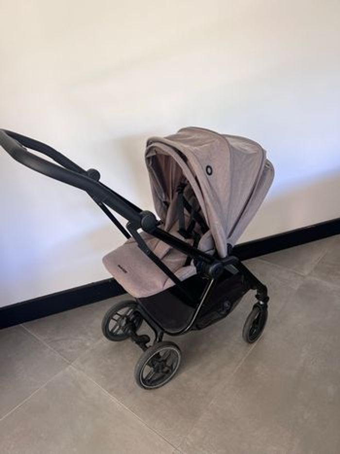 Poussette Maxi cosy + Landau + 2 adaptateurs