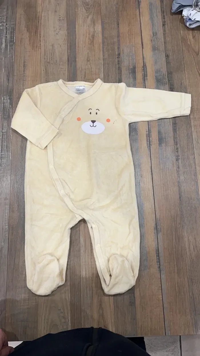 Pyjama velours une pièce