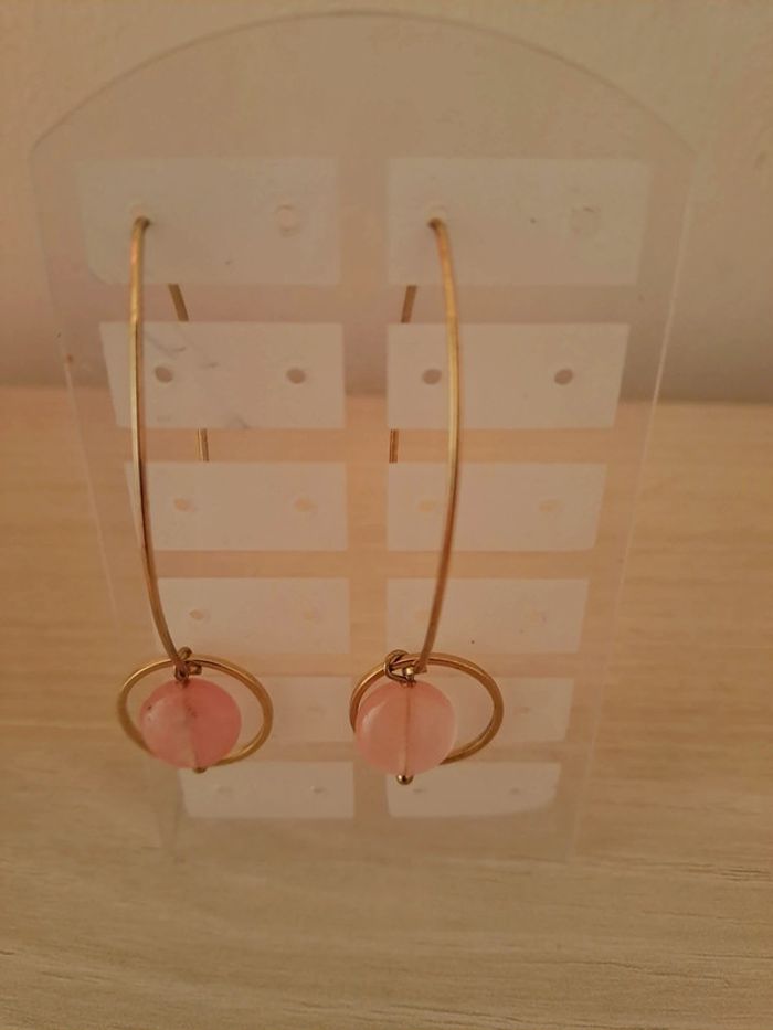 boucles d'oreilles dorée rose