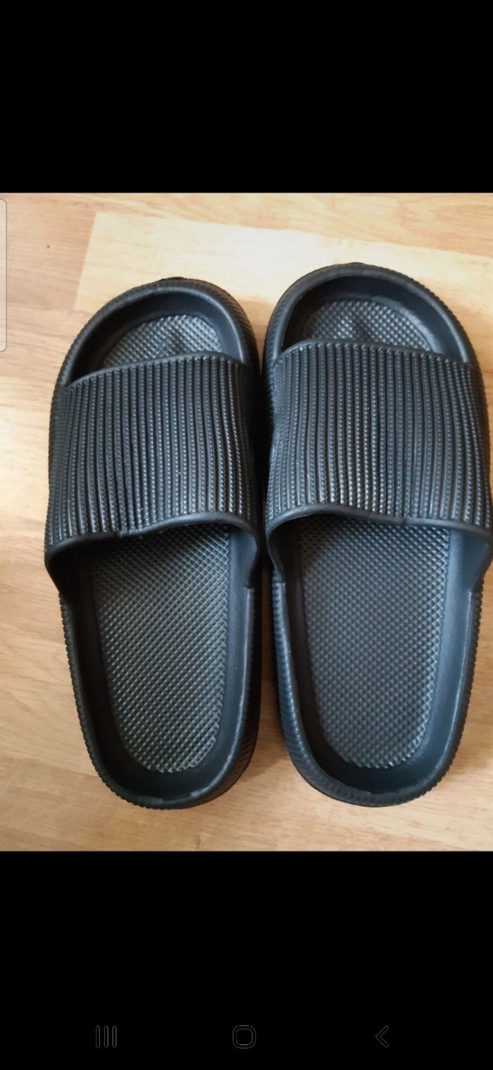 Claquettes homme