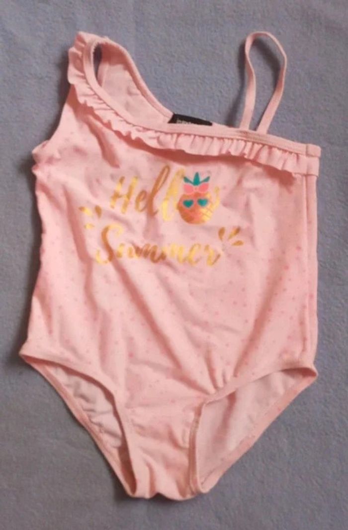 Différents modèles de maillots de bain Taille 92cm 2ans - photo numéro 3