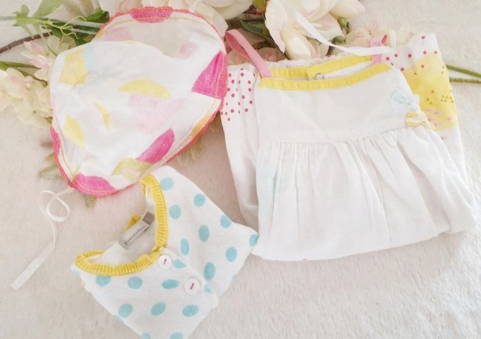 Ensemble Robe Gilet Cardigan Chapeau Coton Catimini Taille 6 mois - photo numéro 2