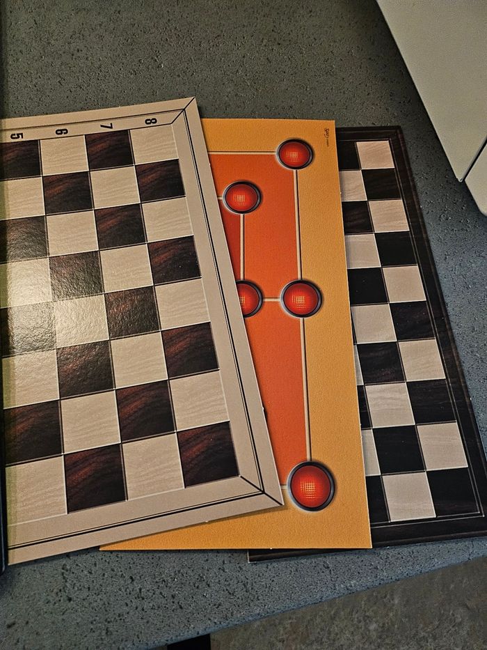 Jeu  de société. 50 possibilités - photo numéro 2