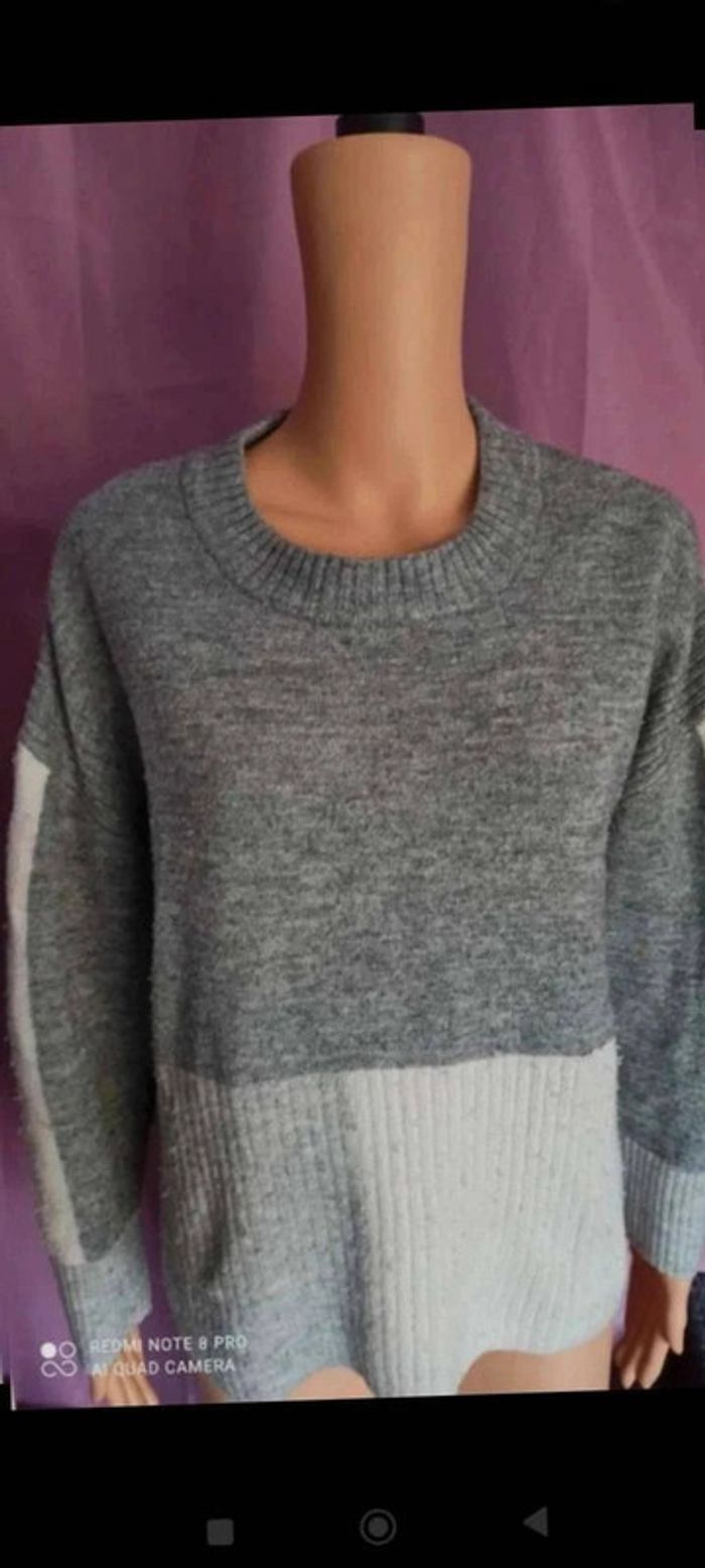 Pull gris blanc taille m - photo numéro 2