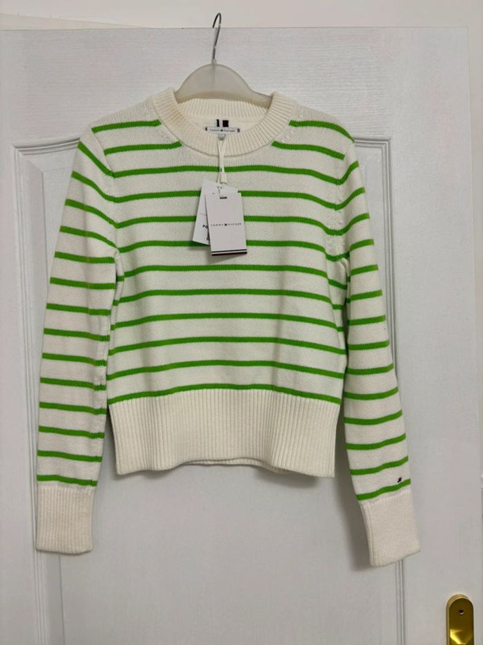 Pull pour femme Tommy Hilfiger taille XS 149€