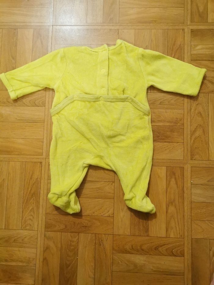 Pyjama jaune 1 mois - photo numéro 2