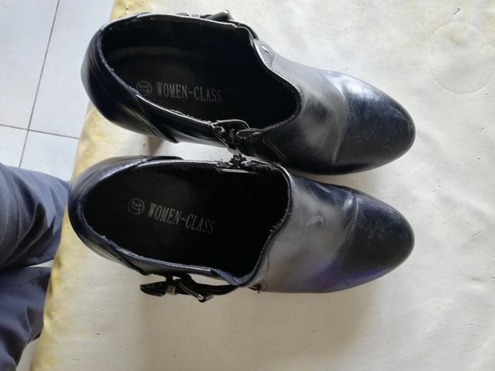 Bottines low-boots a talons noires t. 37. - photo numéro 2