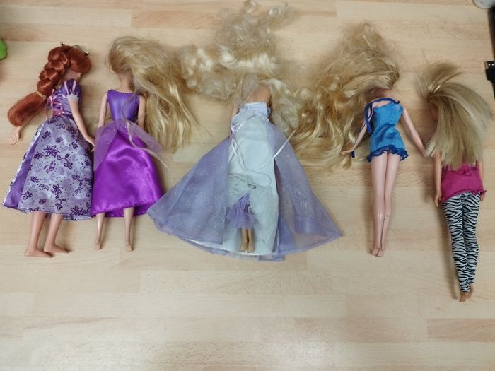 Lot de 5 poupées Barbie - photo numéro 3