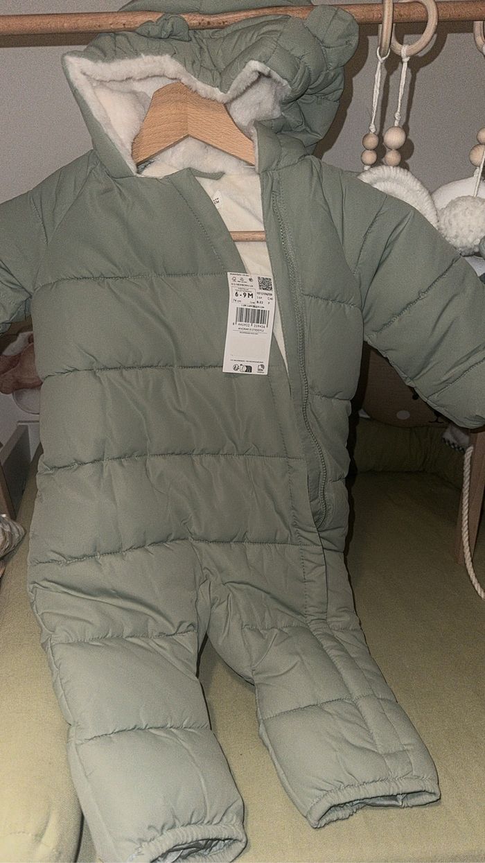 Doudounes , combi,vestes ( MANGO ,Zara) - photo numéro 3