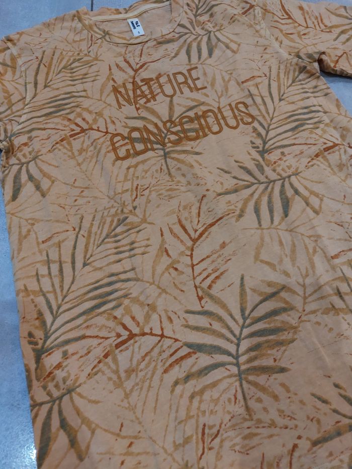 Tee-shirt neuf tape à l'œil - photo numéro 2