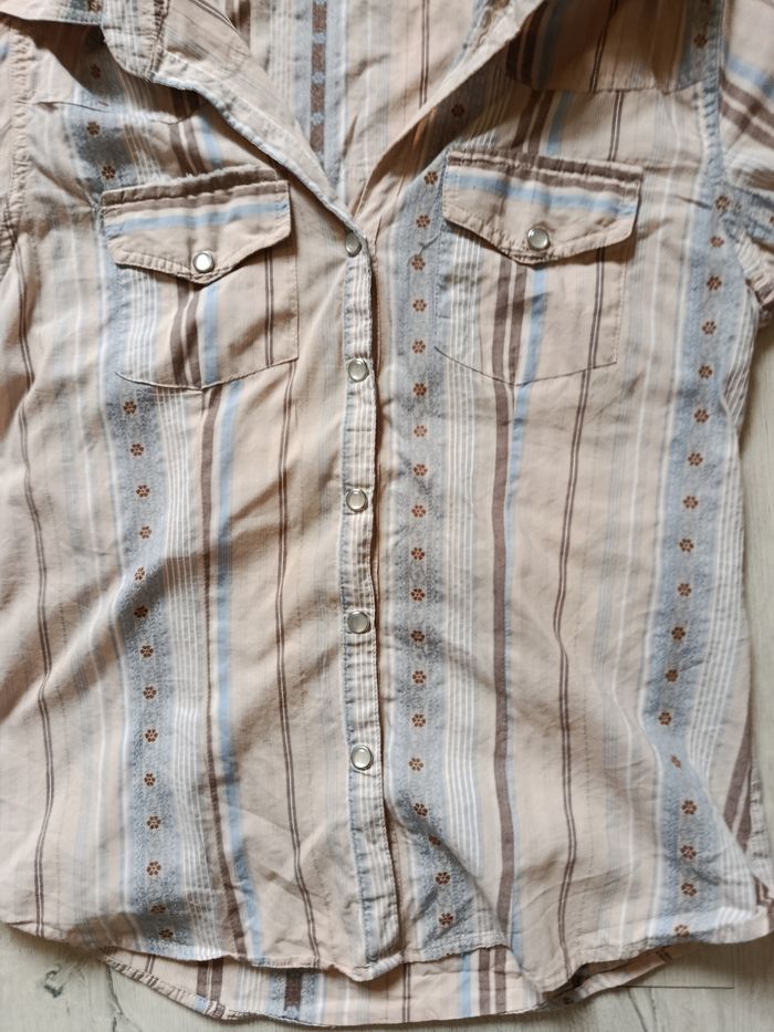 Chemise femme marque tissaia taille 38 - photo numéro 2