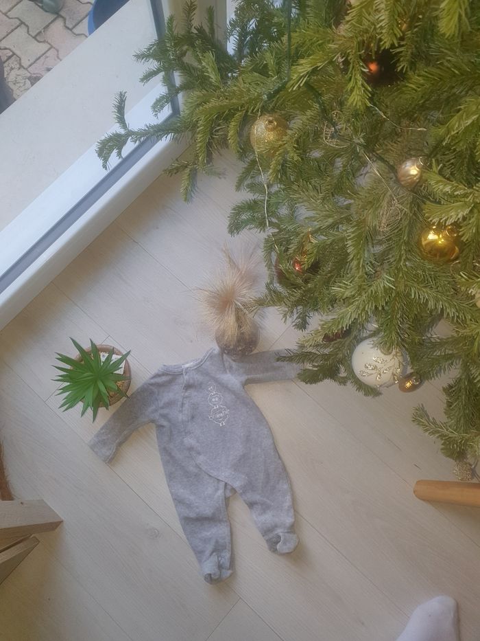 Pyjama gris - photo numéro 2