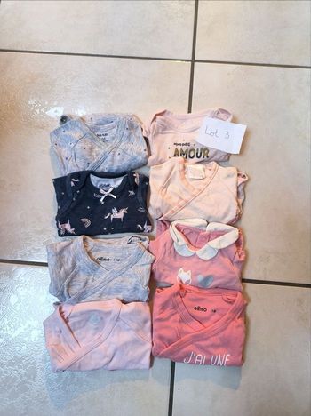 Lot 3 de 8 Body manches longues 1 mois