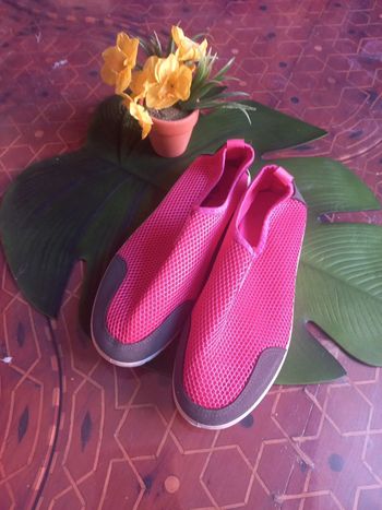 Chaussures sport nautiques ou chaussons yoga Mirasol 39-40