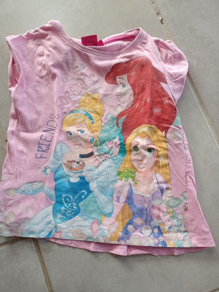Tee shirt