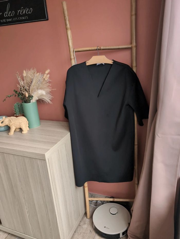 Robe Zara noir - photo numéro 2