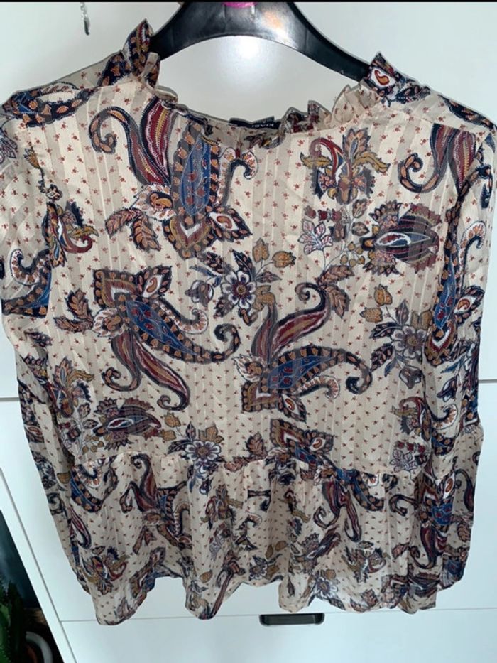 Blouse - Kiabi neuve sans étiquette - photo numéro 2