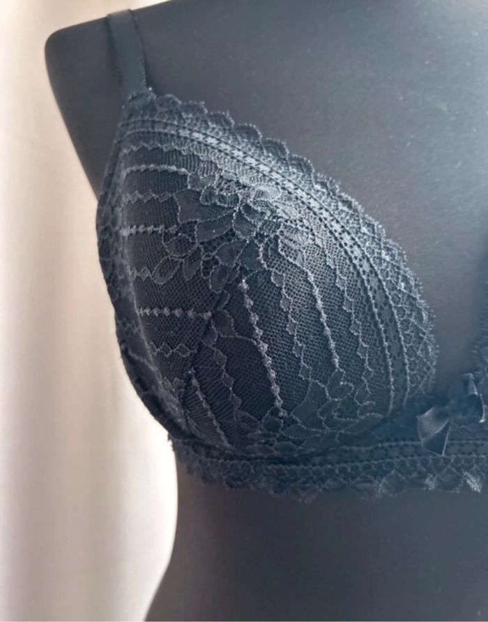 Soutien-gorge noir 90C - photo numéro 2