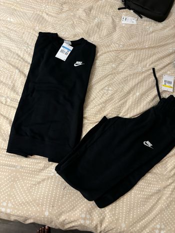 Ensemble Nike noire