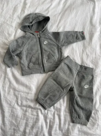 Ensemble Nike 3-6 mois