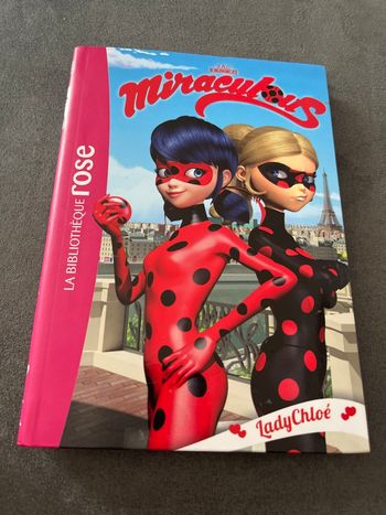 Livre bibliothèque rose miraculous tome 8