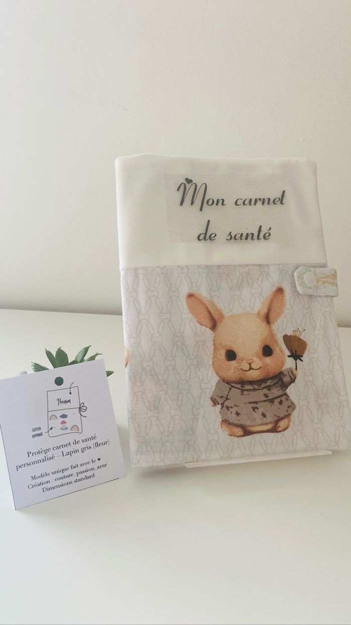 Protège carnet de santé personnalisable bébé enfant prénom lapin fleurs