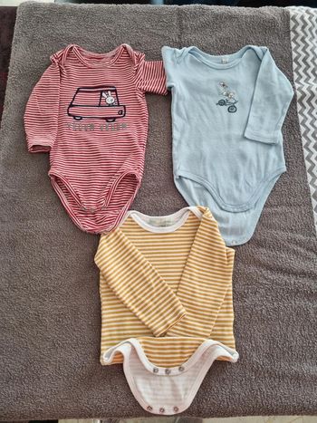 Lot 3 bodys ML