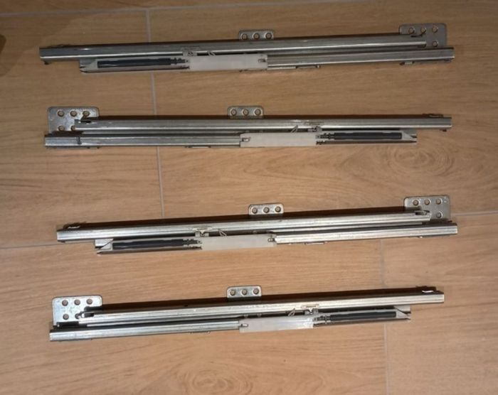 Rails coulissants x2 paires / caisson de cuisine IKEA NEUFS - photo numéro 1