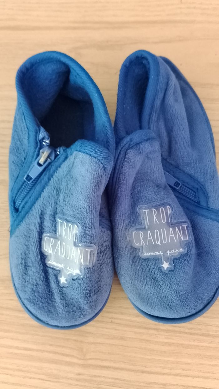 Chaussons pointure 27