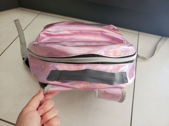 Cartable et trousse assortie - photo numéro 5