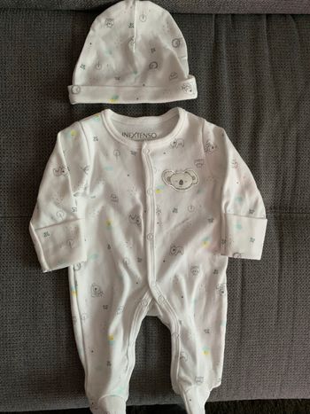 Pyjama  avec bonnet 50cm