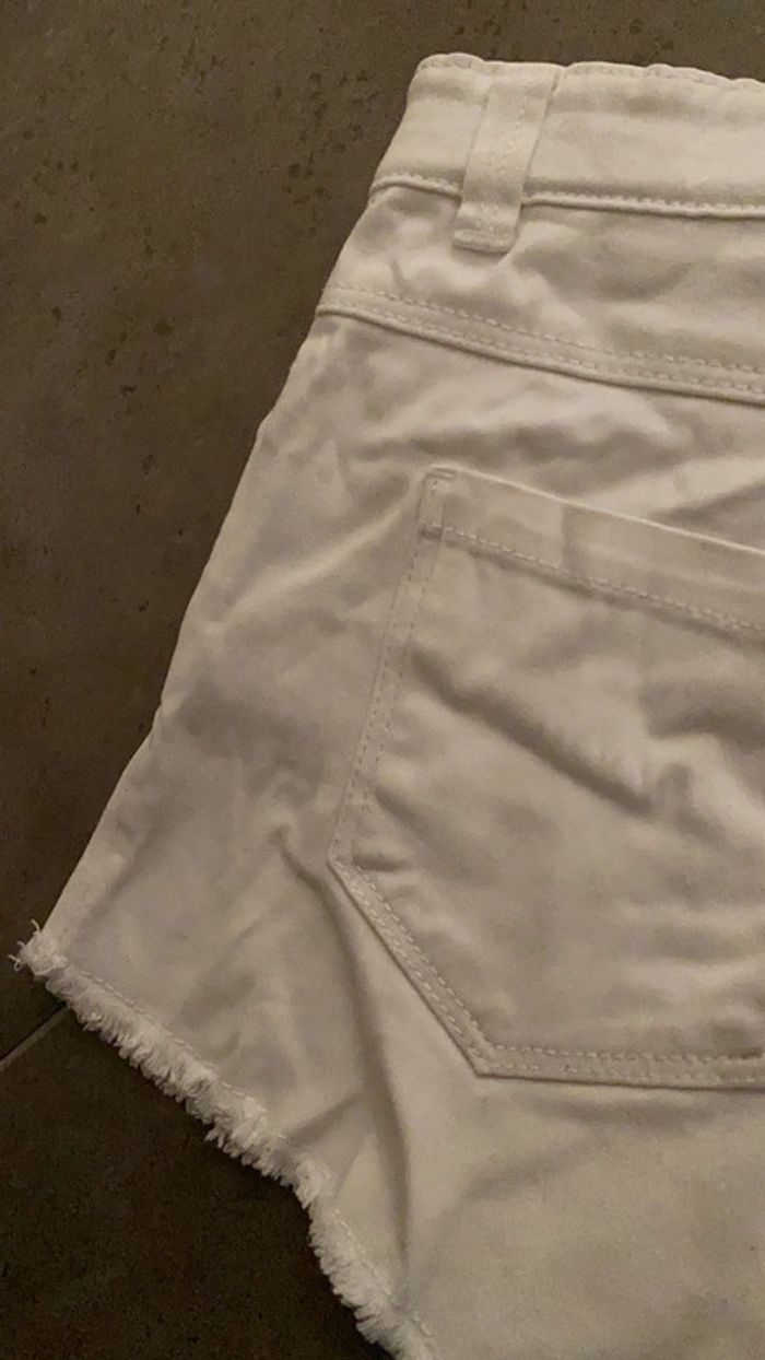 Short blanc 12ans - photo numéro 5