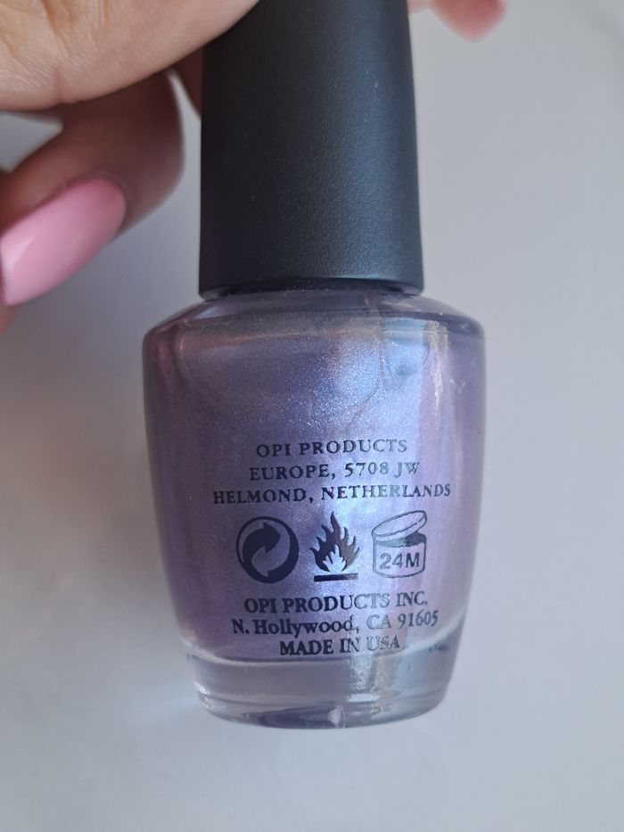 ✨ OPI – Vernis à ongles irisé ✨
Teinte : The Color To Watch (ref visible sous le flacon) - photo numéro 2