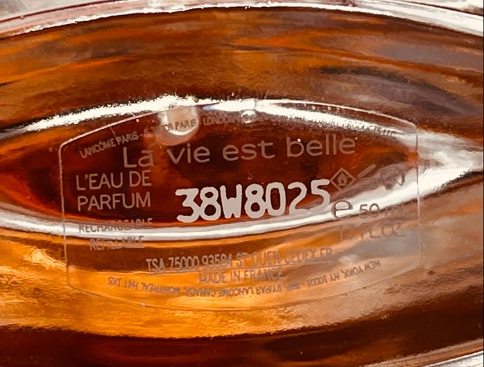 Eau de parfum rechargeable La vie est belle Lancôme 50ml - photo numéro 2