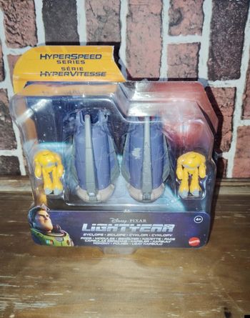 Cyclopes Buzz l'éclair avec capsules 