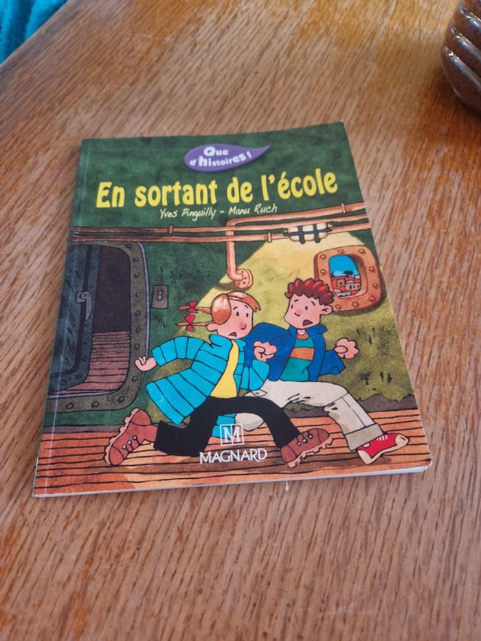 Livre en sortant de l école