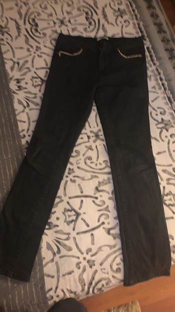 Jean noir motif sur poche devant