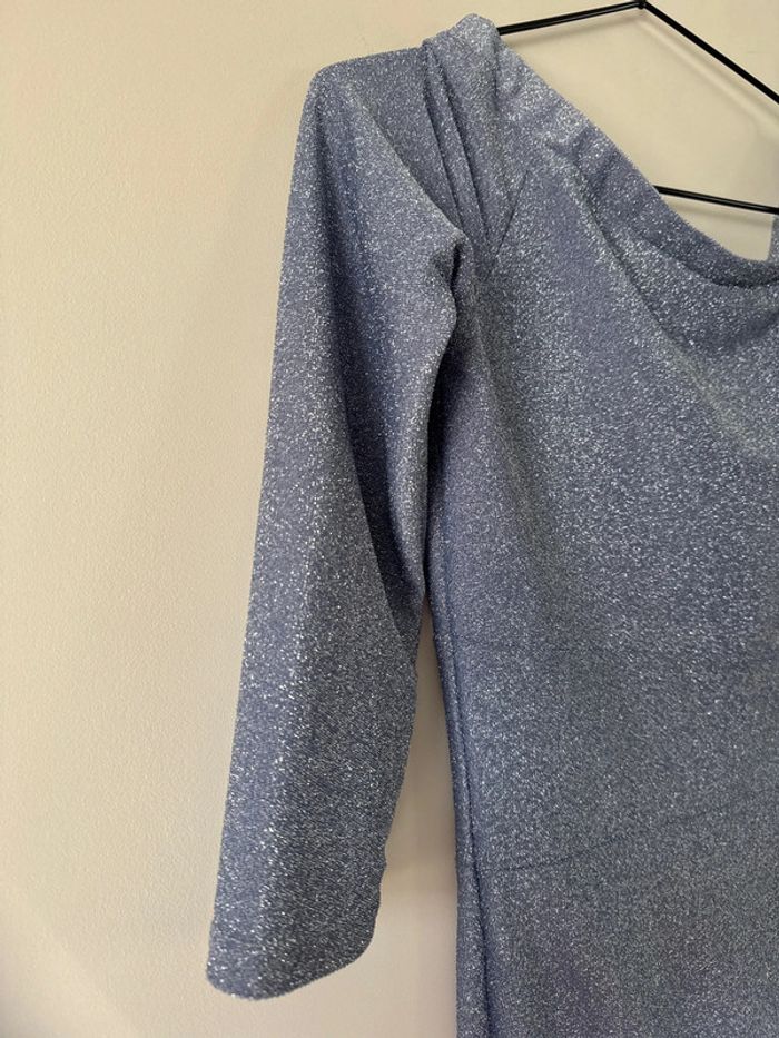 👗Robe - bleu argenté avec des paillettes- très bon état - photo numéro 2