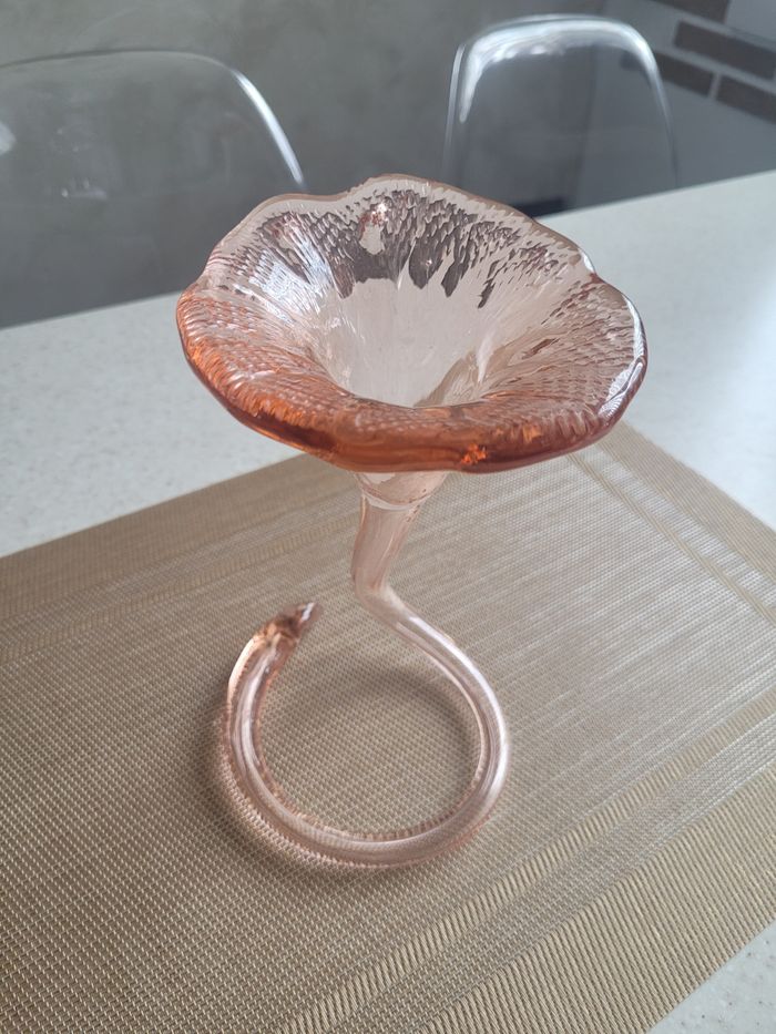 Soliflore en verre rose - photo numéro 2