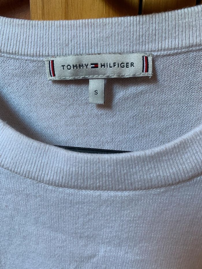 Haut blanc ajourée Tommy Hilfiger - photo numéro 2
