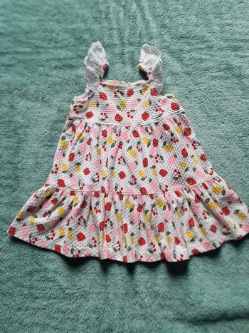 Très jolie robe 12 mois