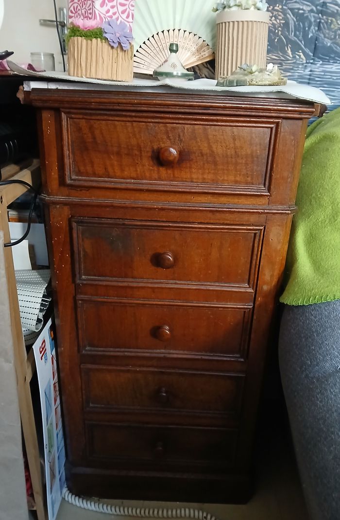 Table de chevet