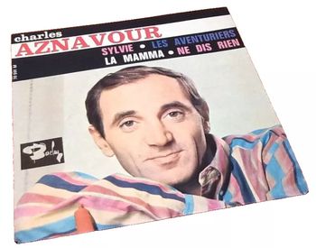 Vinyle 45 tours    Charles Aznavour Sylvie (1963)