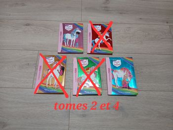 Livres L'école des Licornes parfait état