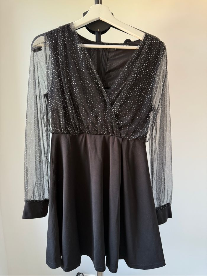 Robe noir à paillettes à manche longues transparente S