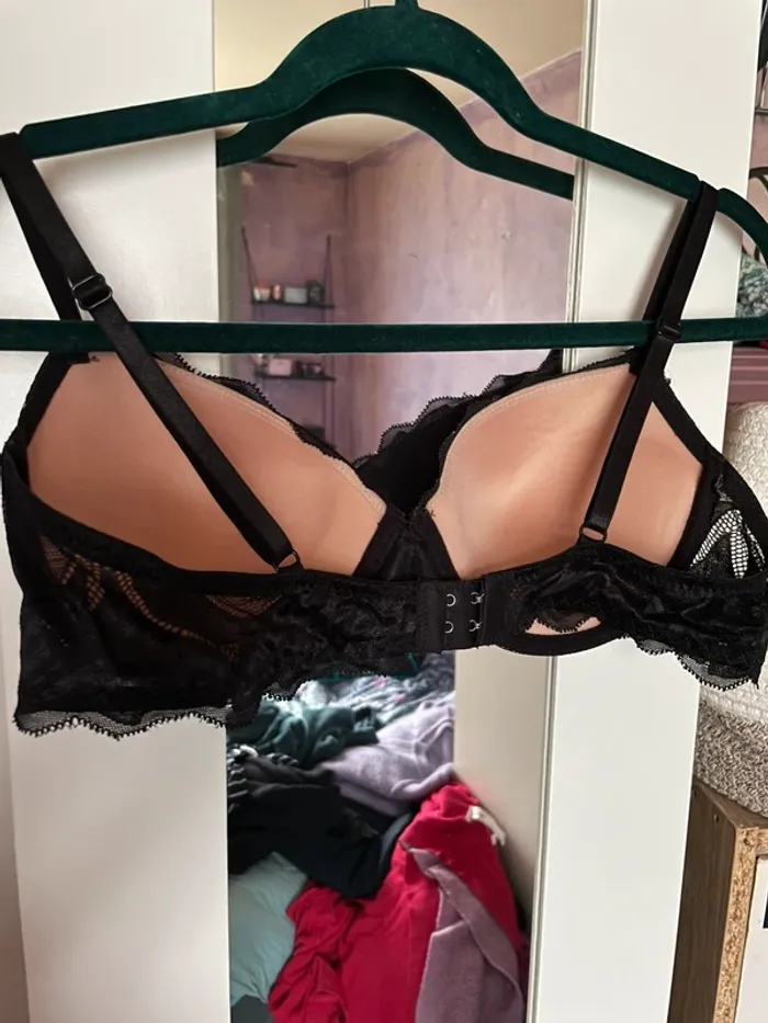 Soutien gorge - photo numéro 5