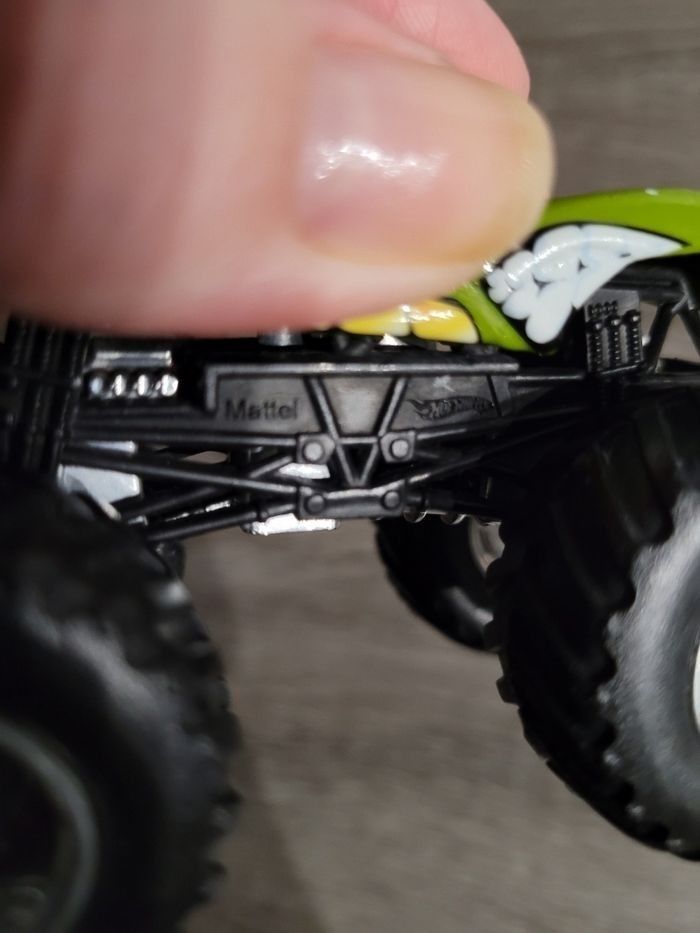 Grand 4*4 tout terrain tortue ninja hot wheels mattel - photo numéro 2